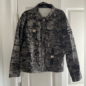 Maniere De Voir Black and Gray Digital Camo Jacket